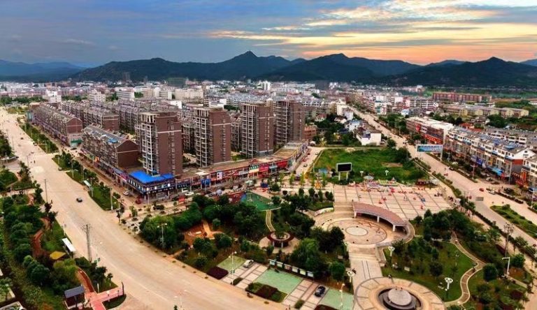 共富|深入推进万企兴万村 打造县域共同富裕产业链